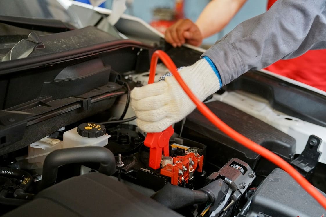 xác định đúng nguyên nhân gặp sự cố của bình ắc quy khô